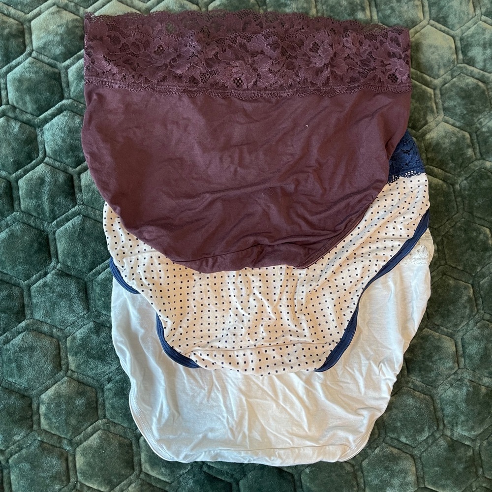 Soma Women's Embraceable Hipster with Lace Trim - Maroon, Blue, White - Medium - Picture 2 of 8